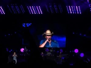 Jason Aldean: Six String Circus Tour 2016 With Special Guest Thomas Rhett and a Thousand Horses