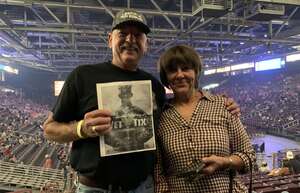 Thomas Rhett: Bring the Bar to You Tour