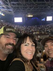 Thomas Rhett: Bring the Bar to You Tour