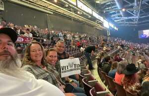 Thomas Rhett: Bring the Bar to You Tour