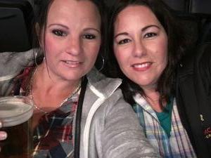 Carrie Underwood - the Storyteller Tour- Stories in the Round With Special Guest Easton Corbin and the Swon Brothers