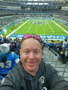 Los Angeles Chargers - NFL vs Los Angeles Rams