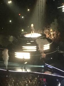 Carrie Underwood - the Storyteller Tour- Stories in the Round With Special Guest Easton Corbin and the Swon Brothers