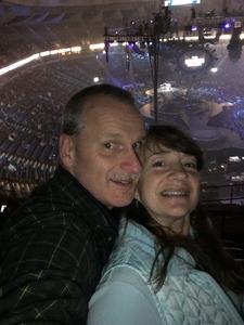 Carrie Underwood - the Storyteller Tour- Stories in the Round With Special Guest Easton Corbin and the Swon Brothers