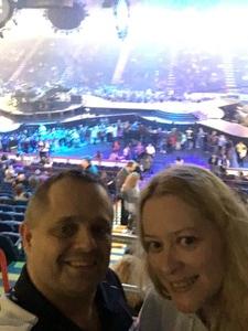 Carrie Underwood - the Storyteller Tour- Stories in the Round With Special Guest Easton Corbin and the Swon Brothers