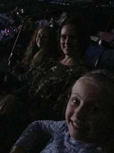 Carrie Underwood - the Storyteller Tour- Stories in the Round With Special Guest Easton Corbin and the Swon Brothers