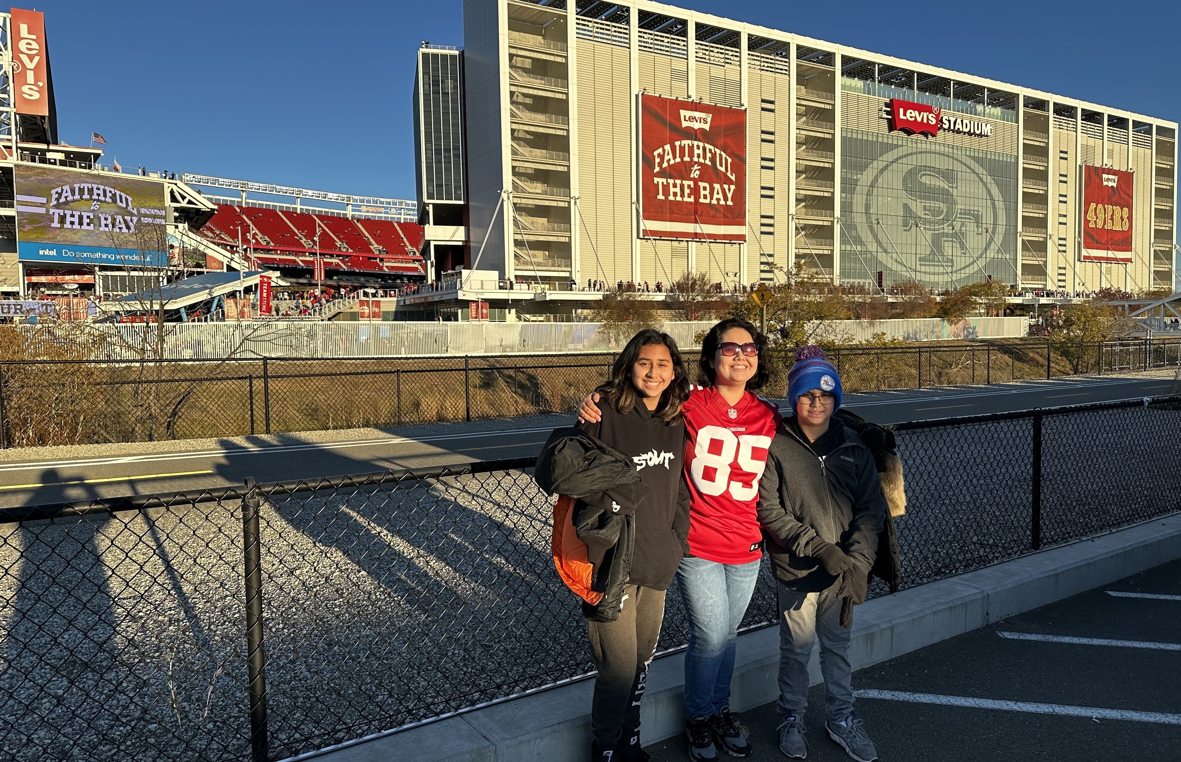 Faithful in the house! #BeatLA - San Francisco 49ers