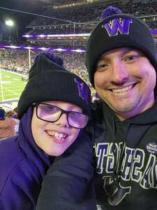 Washington Huskies - NCAA Football vs Oregon State Beavers
