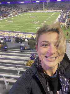 Washington Huskies - NCAA Football vs Oregon State Beavers