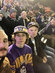 Washington Huskies - NCAA Football vs Oregon State Beavers