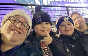 Washington Huskies - NCAA Football vs Oregon State Beavers