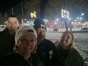 Michigan Wolverines - NCAA Men's Basketball vs Ohio Bobcats