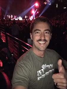 Zac Brown Band: Out in the Middle Tour