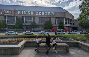 Disney on Ice Presents Find Your Hero