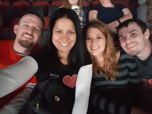 Carrie Underwood - the Storyteller Tour- Stories in the Round With Special Guest Easton Corbin and the Swon Brothers