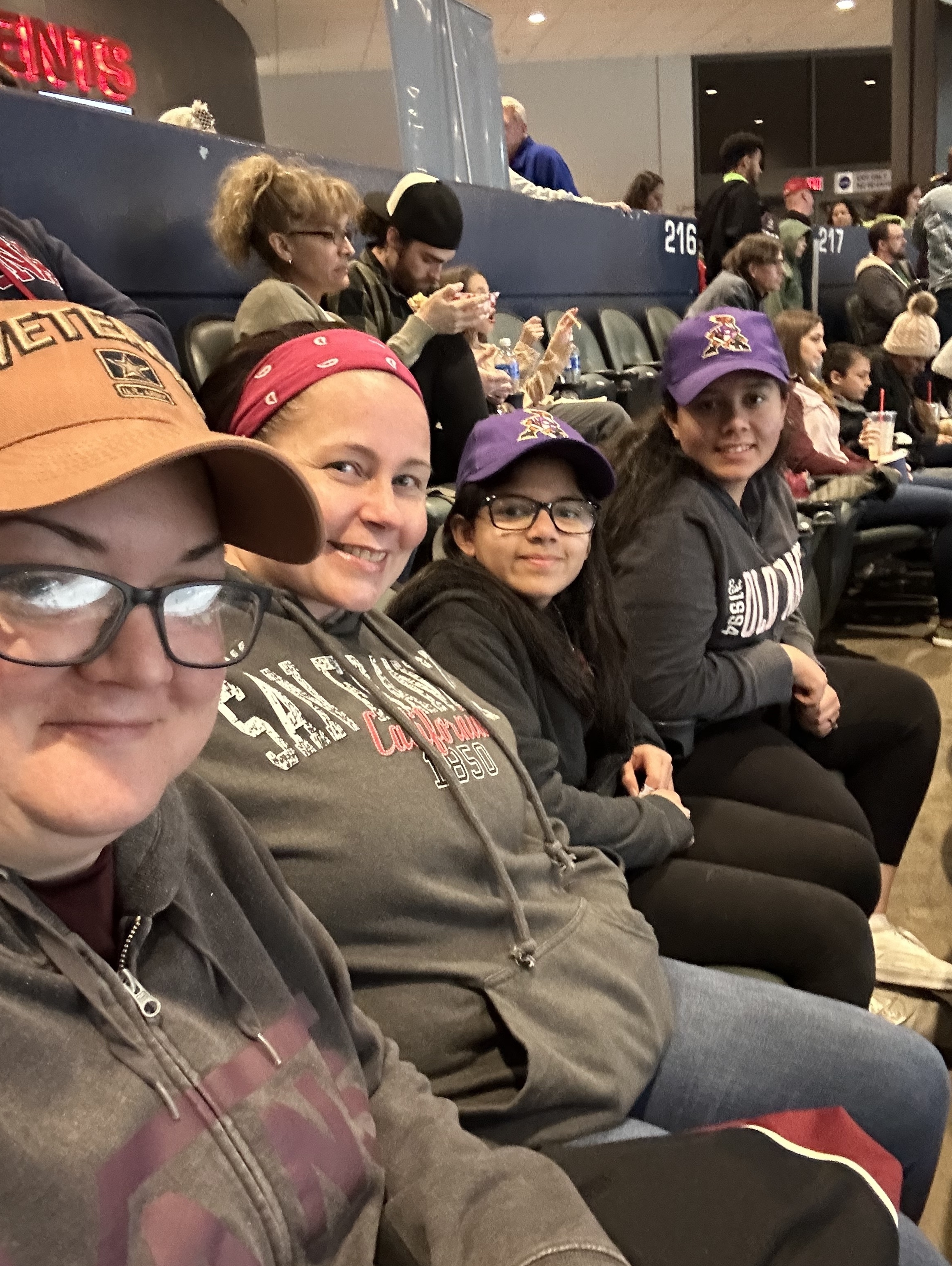 Tucson Roadrunners - AHL vs Abbotsford Canucks