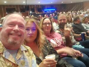 'tis the Season: the Beach Boys Feat. Holiday Vibrations Orchestra