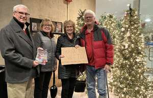 'tis the Season: the Beach Boys Feat. Holiday Vibrations Orchestra