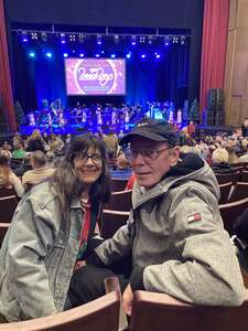 'tis the Season: the Beach Boys Feat. Holiday Vibrations Orchestra