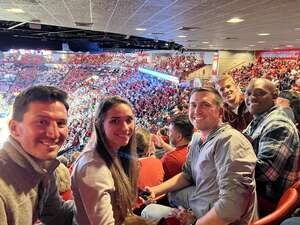 Arizona Wildcats - NCAA Men's Basketball vs Tennessee Volunteers