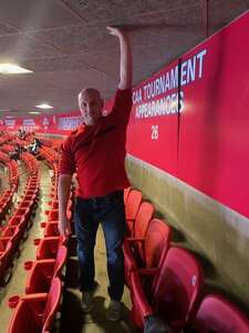 Arizona Wildcats - NCAA Men's Basketball vs Tennessee Volunteers