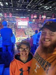 Arizona Wildcats - NCAA Men's Basketball vs Tennessee Volunteers