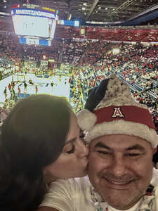 Arizona Wildcats - NCAA Men's Basketball vs Tennessee Volunteers