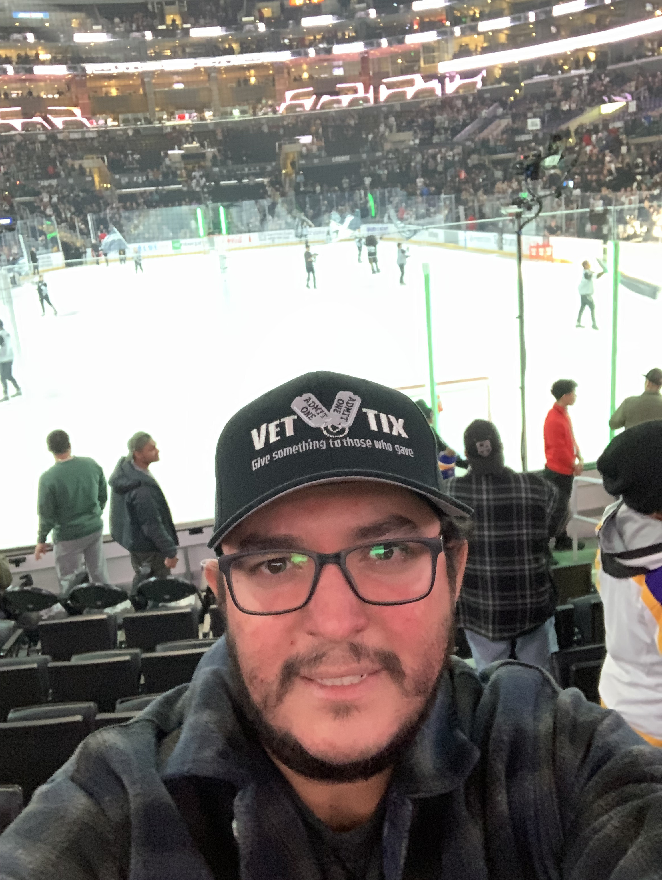 LA Kings - Donate to Seats for Soldiers to help sponsor Military members  and their families to attend an LA Kings game. Select your level of  donation and the Kings will match