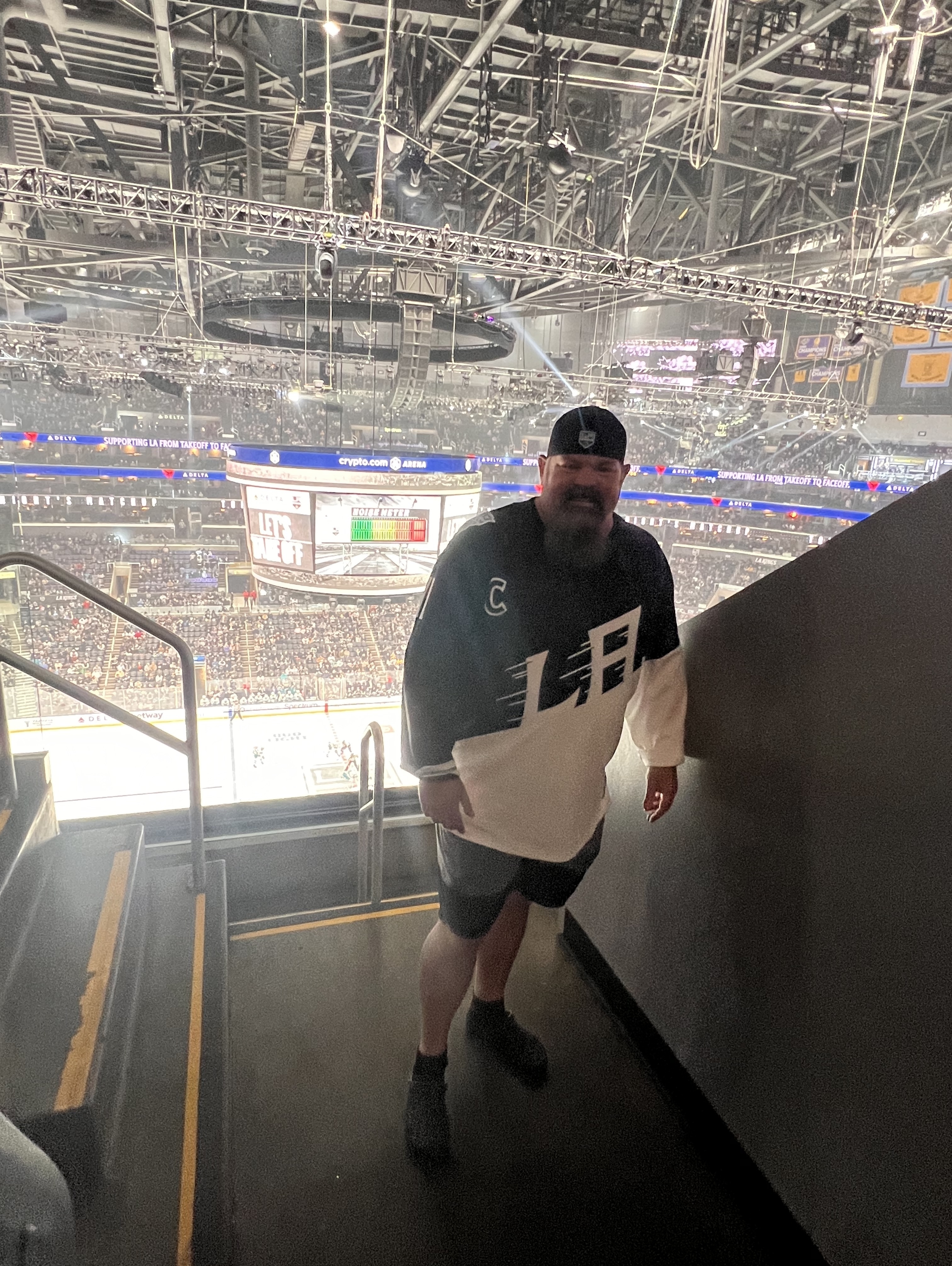 LA Kings - Donate to Seats for Soldiers to help sponsor Military members  and their families to attend an LA Kings game. Select your level of  donation and the Kings will match