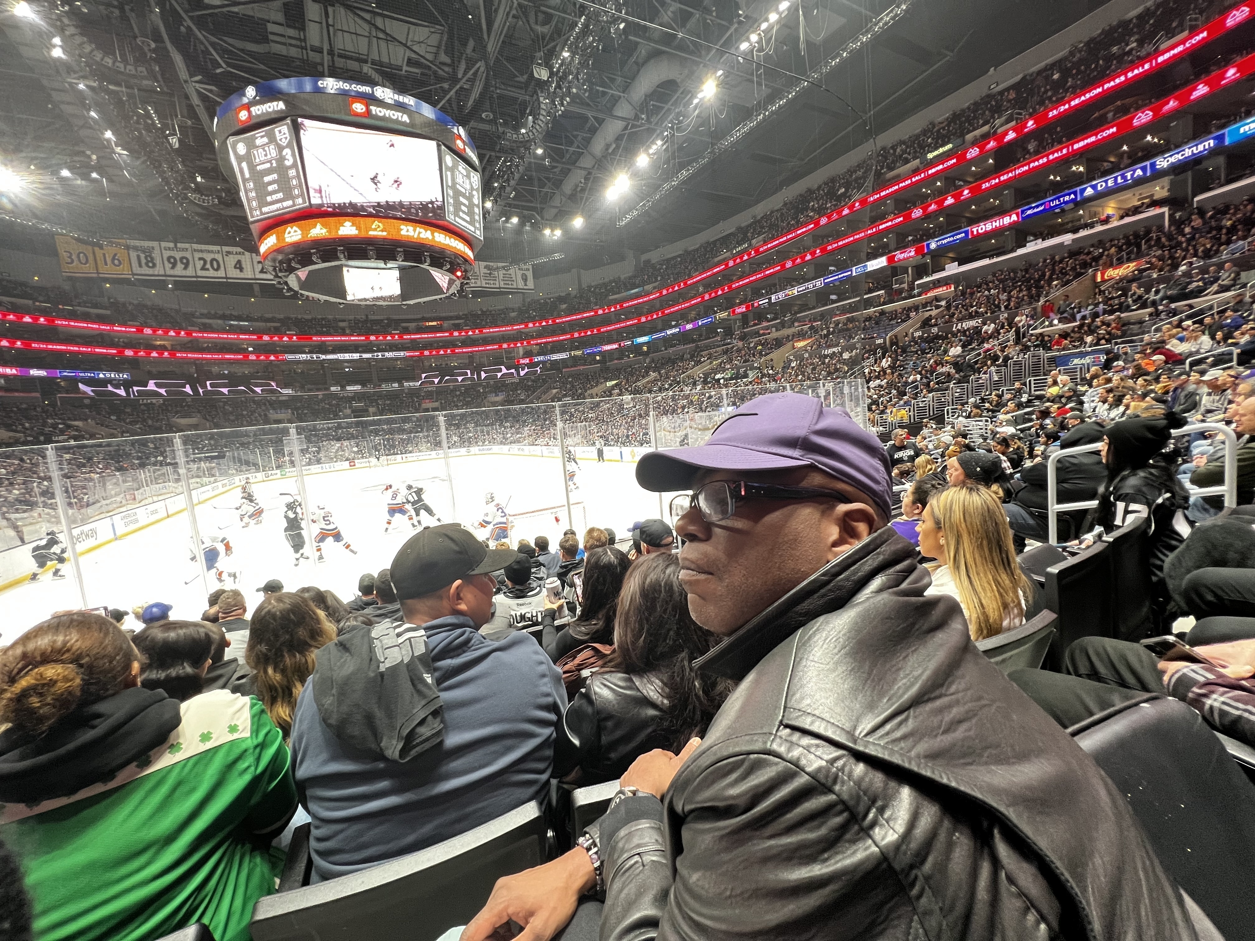 LA Kings - Donate to Seats for Soldiers to help sponsor Military members  and their families to attend an LA Kings game. Select your level of  donation and the Kings will match