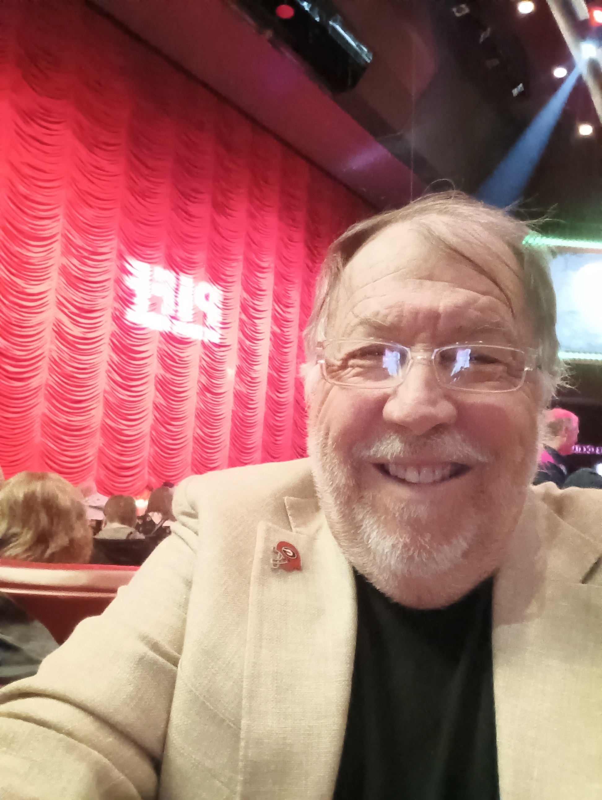 Piff the Magic Dragon (las Vegas)
