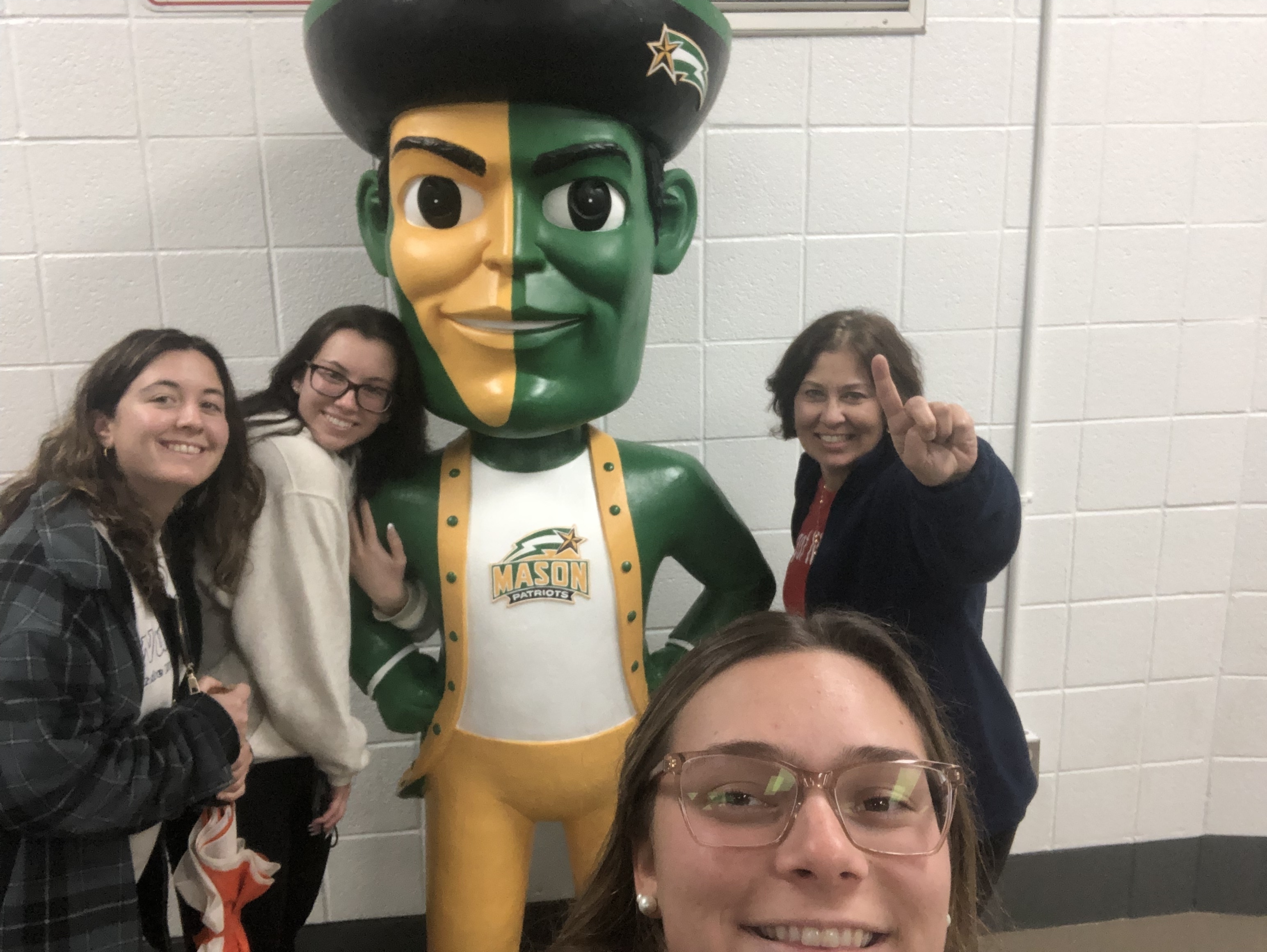 Buy George Mason University Patriots Mens Basketball Tickets, 2023 Event  Dates & Schedule