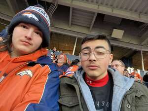 Denver Broncos - NFL vs Los Angeles Chargers