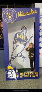 Milwaukee Brewers - MLB vs Los Angeles Dodgers