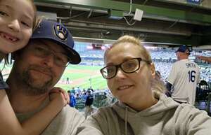Milwaukee Brewers - MLB vs Los Angeles Dodgers