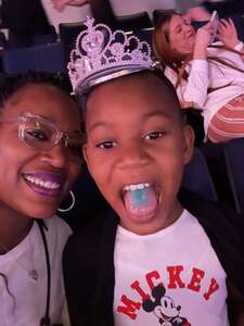 Disney on Ice Presents: Find Your Hero