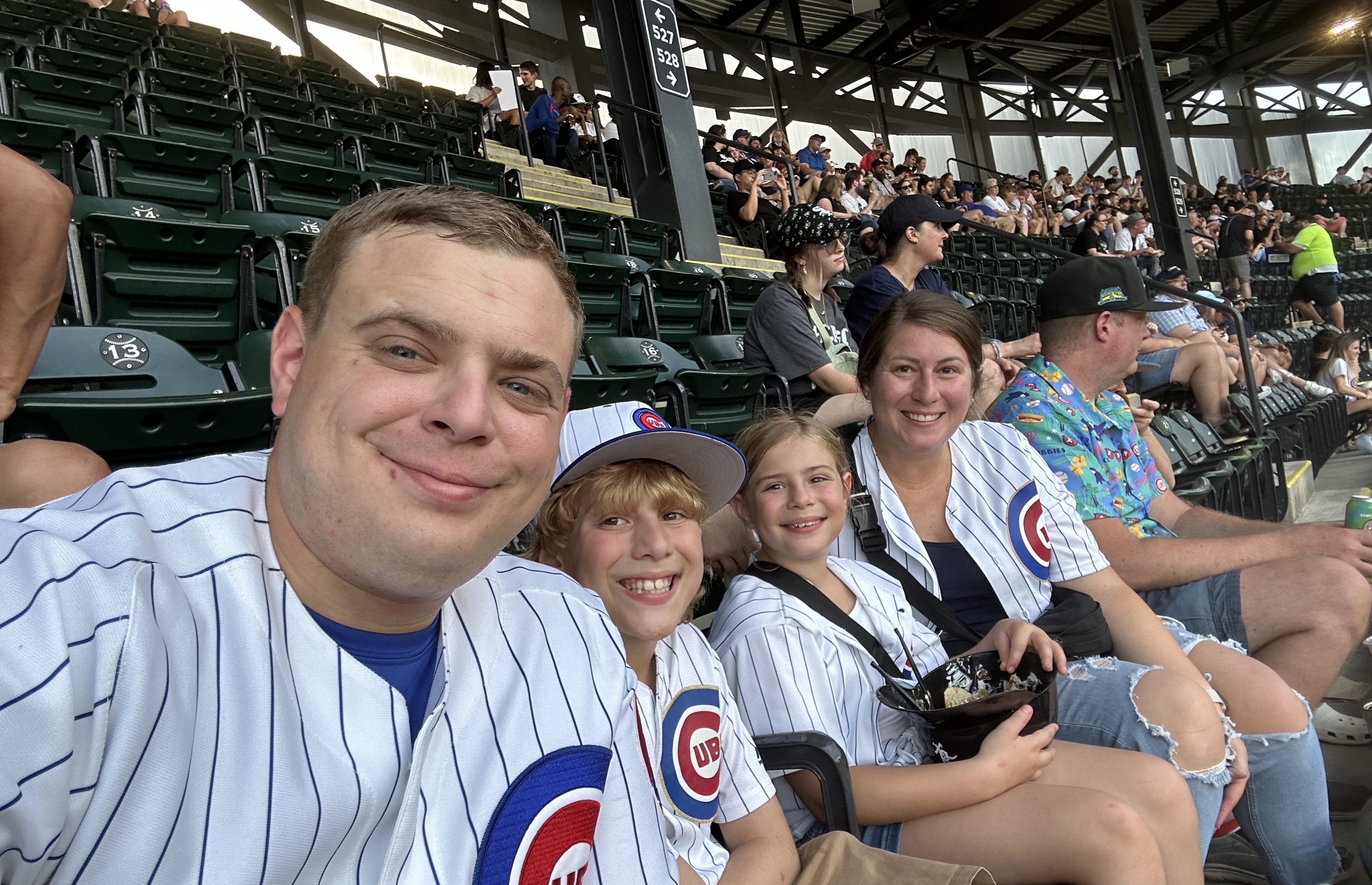 The Ultimate Crosstown Rivalry: Chicago Cubs vs. White Sox