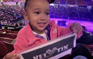 Disney on Ice Presents Let's Celebrate