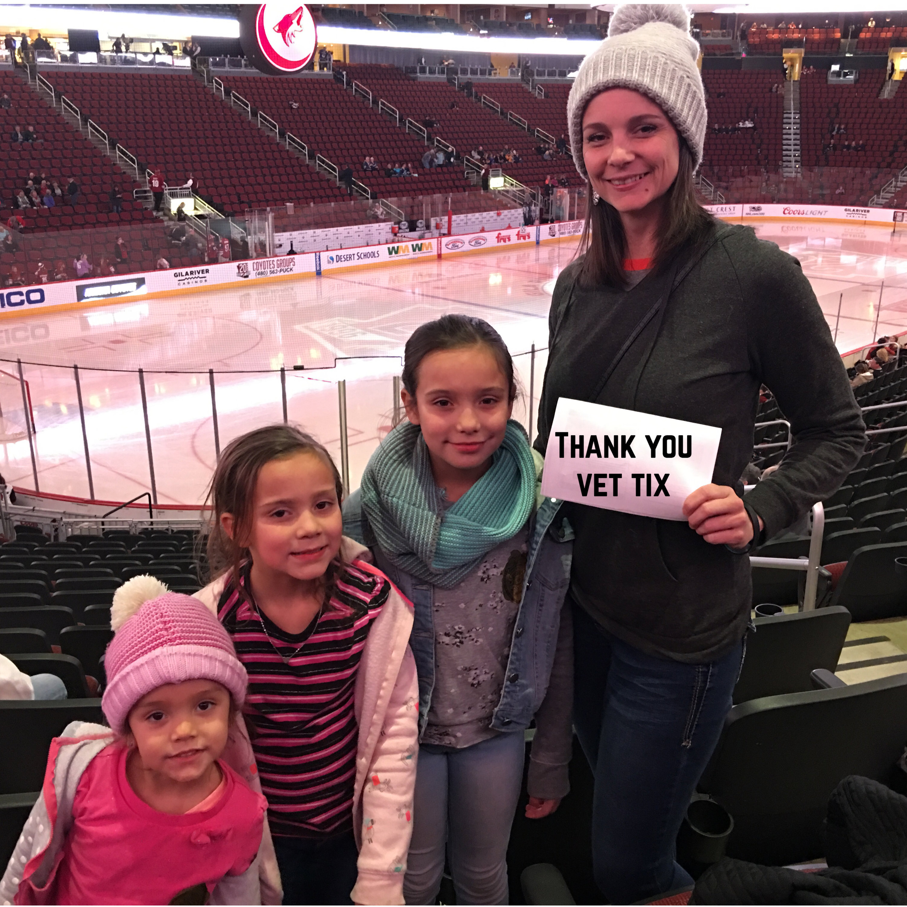Arizona Coyotes vs. Vancouver Canucks - NHL