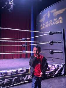 Micromania - Micro Athletes and Wrestling