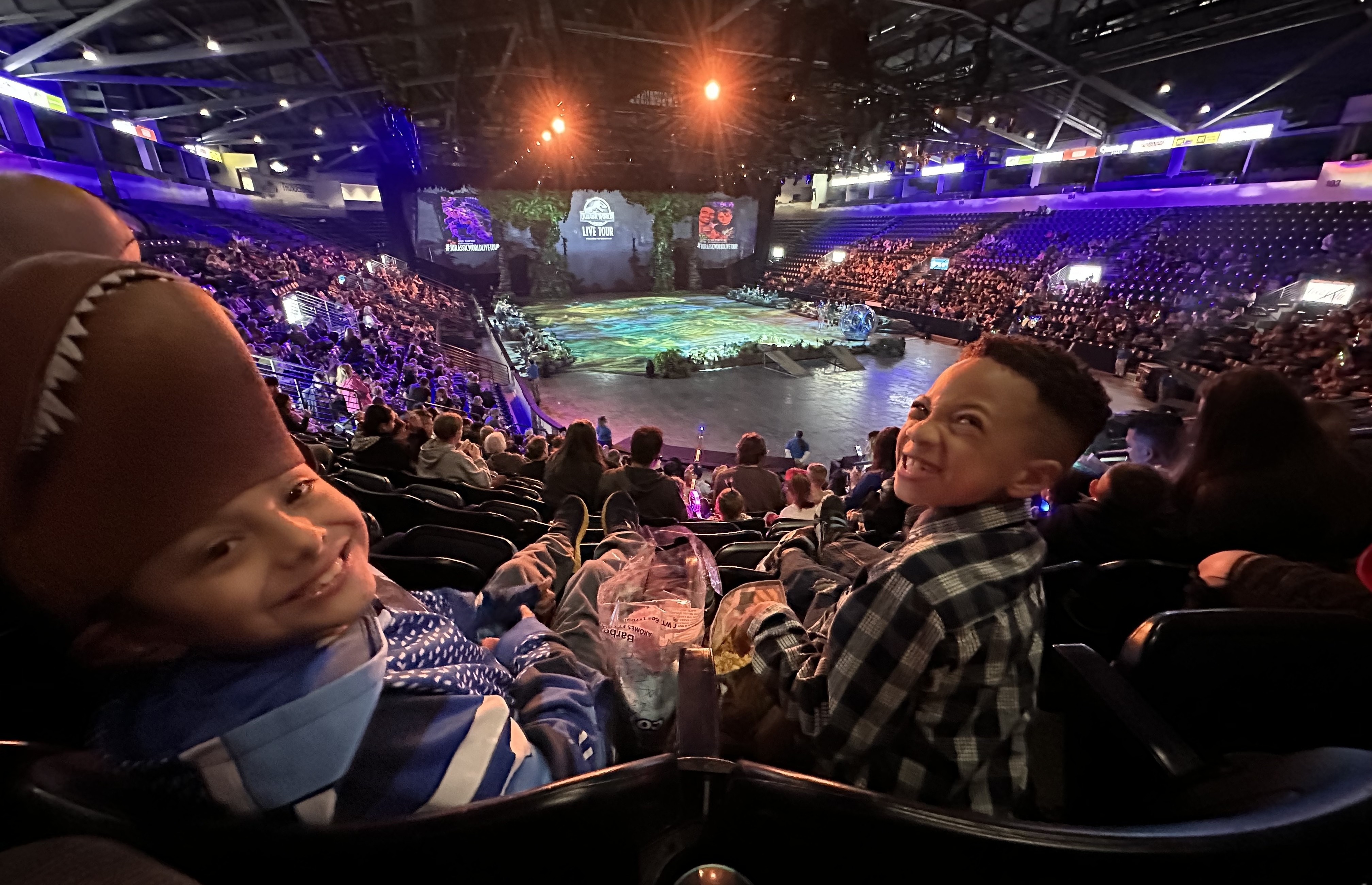 Jurassic World Live Tour 2023 - Jurassic World Live!