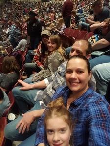 Brad Paisley - Life Amplified World Tour With Special Guest Chase Bryant and Rising-star Lindsay Ell