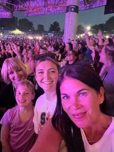 Hot Summer Nights With Tlc, Shaggy, En Vogue and Sean Kingston