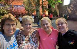 Hot Summer Nights With Tlc, Shaggy, En Vogue and Sean Kingston