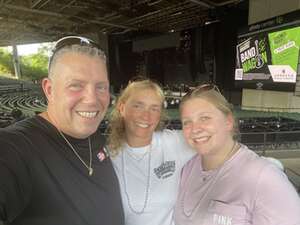 Hot Summer Nights With Tlc, Shaggy, En Vogue and Sean Kingston