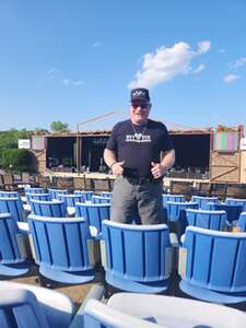 Dwight Yoakam With Special Guest Aaron Lewis