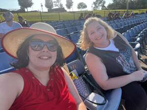 Dwight Yoakam With Special Guest Aaron Lewis