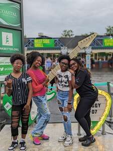 TLC Shaggy, En Vogue, Sean Kingston