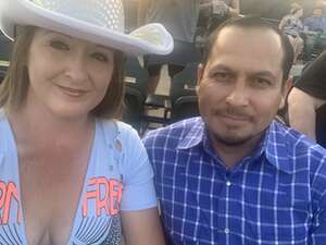 Dwight Yoakam With Special Guest Aaron Lewis