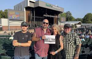 Dwight Yoakam With Special Guest Aaron Lewis